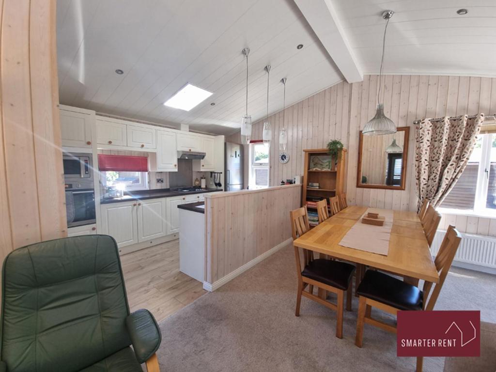 Milford On Sea - 4 Bedroom Lodge In Shorefield Country Park Exteriör bild